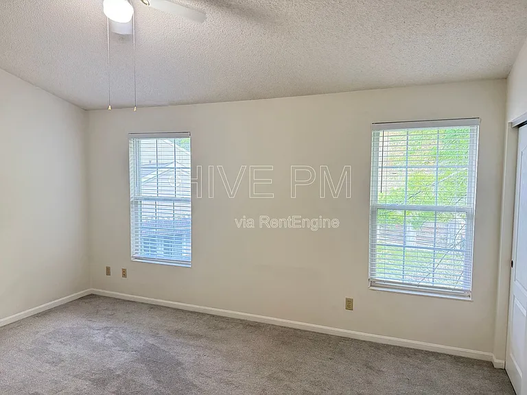 826 Rossford Run — Photo 12