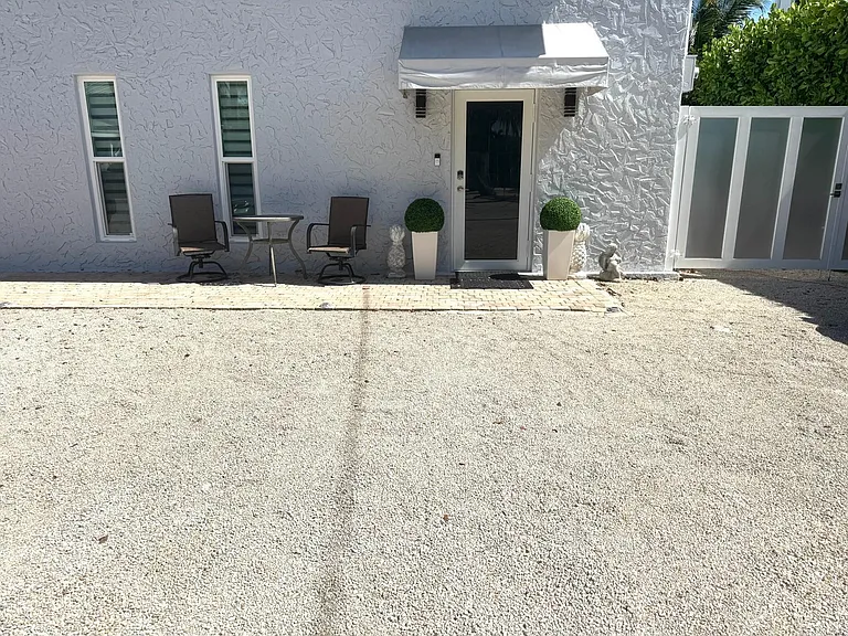 113 Mockingbird Rd #1 — Photo 2