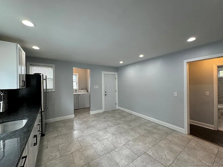 557 Colorado Ave #2 — Photo 12