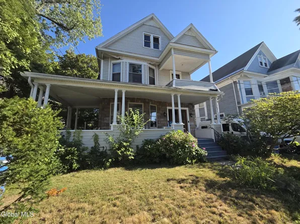 2 Maple Avenue, Albany, NY 12208