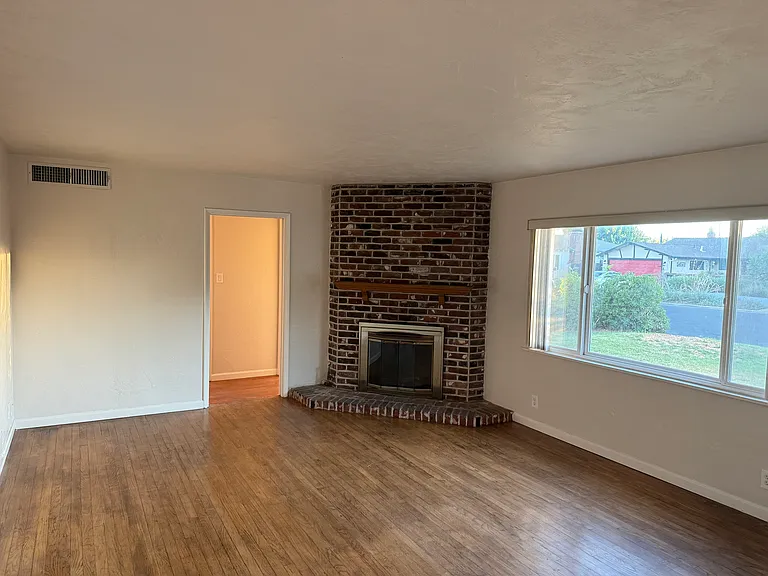 1834 S Terrace St — Photo 6
