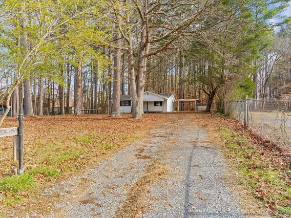 4337 Banks Dr, Dalton, GA 30721