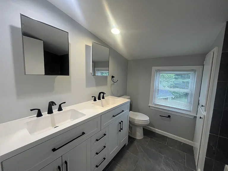 335 Maple St — Photo 23