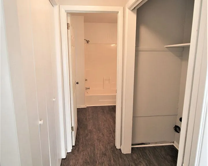 2704 Lantern Walk SE #G — Photo 10
