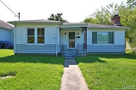 1st image of 531 Louis St