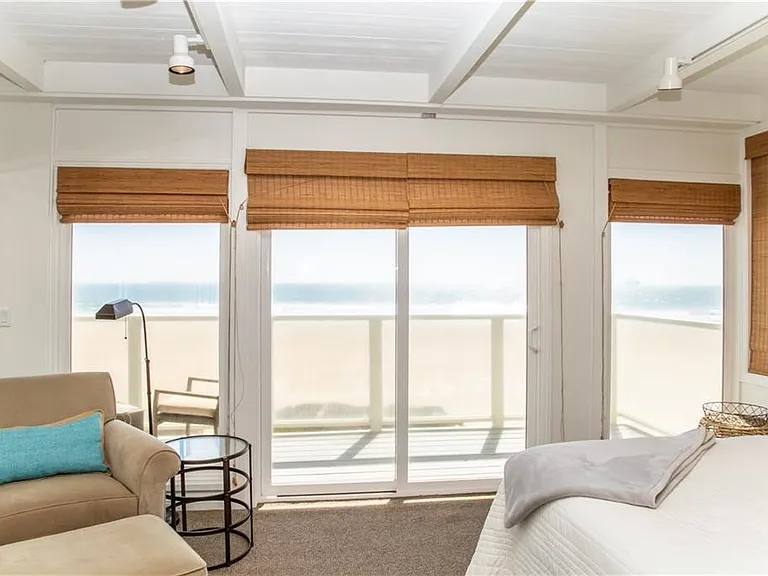35A Surfside Ave — Photo 21