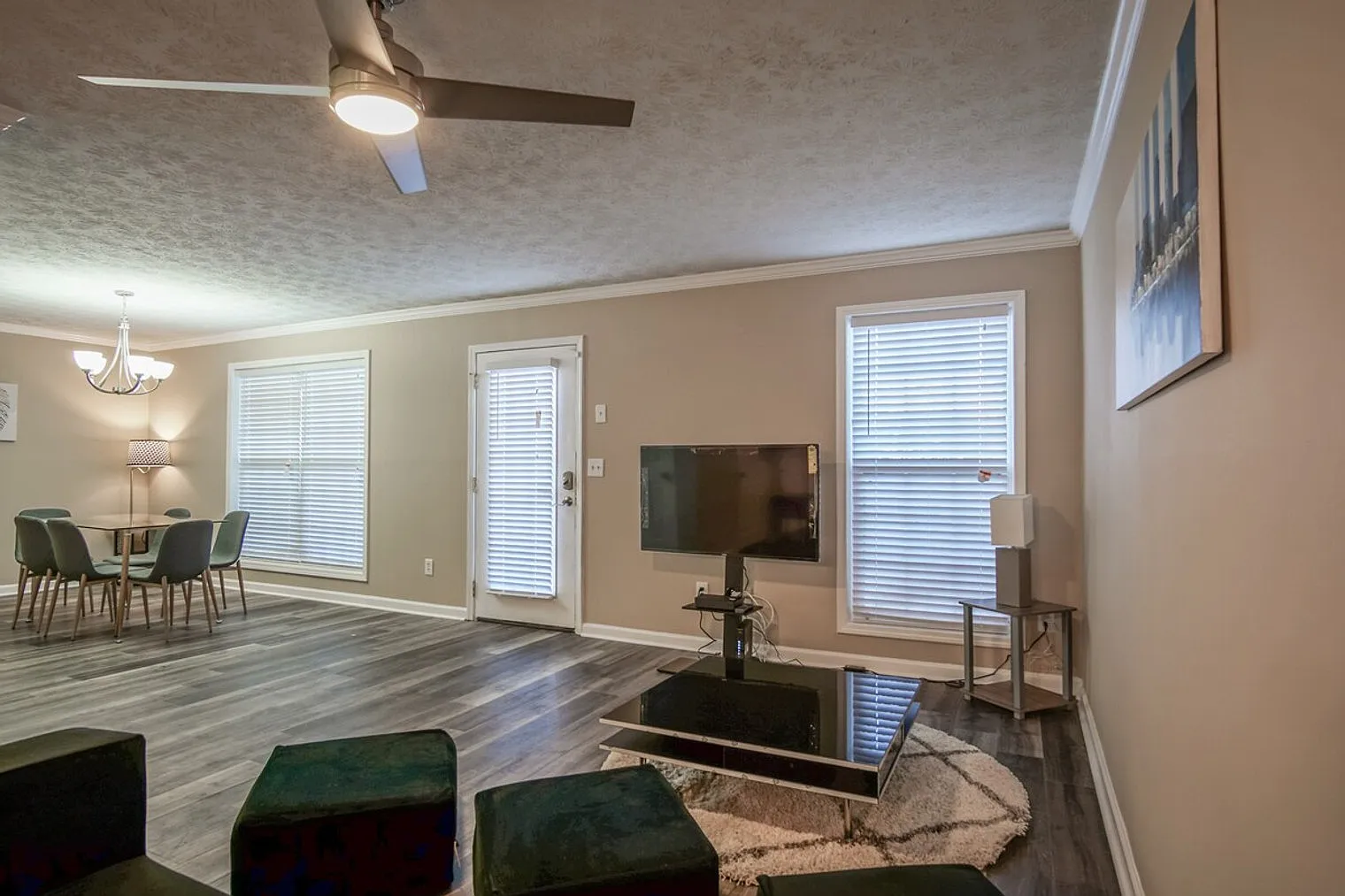 2 bed, 2.0 bath, 1732 sqft, $2,947 — Photo 3