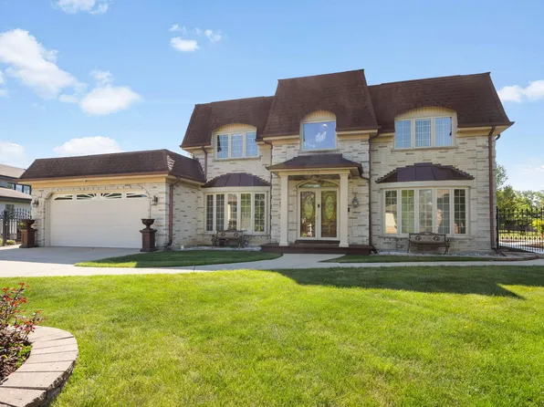 3919 Gloria Ct, Glenview, IL 60025