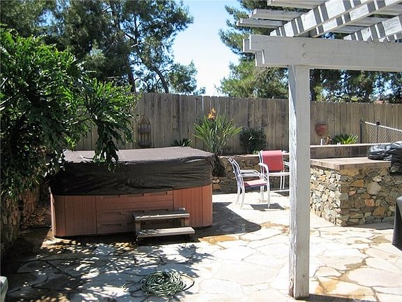 2nd image of 433 Placer Ave