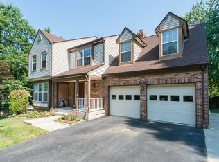 8215 Bayberry Ridge Rd, Fairfax Station, VA 22039