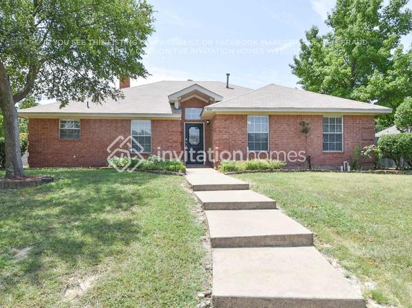 924 Teakwood Ln