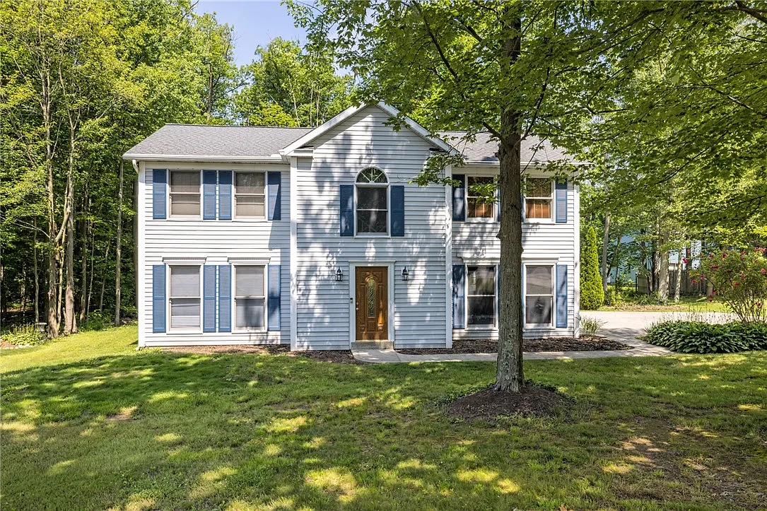 1122 Golden Dr photo 1