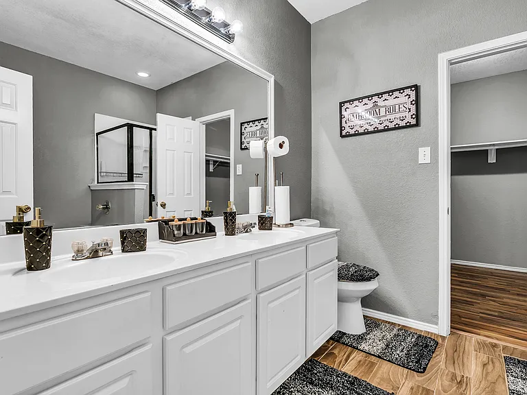 4709 Sleepy Ridge Cir — Photo 13