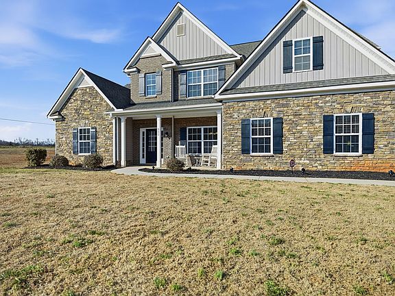 3rd image of 511 Cromer Rd