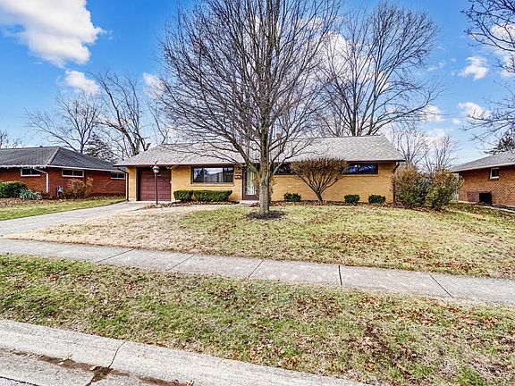 3rd image of 1523 Golding Dr