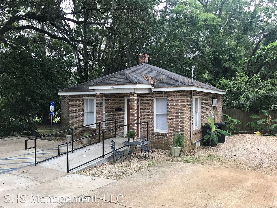 1st image of 1801 W Pensacola St