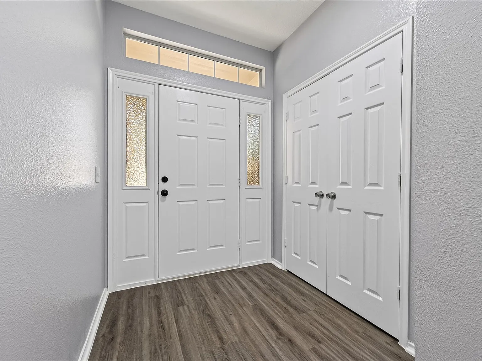 2 bed, 2.5 bath, 1564 sqft, $1,950 — Photo 3