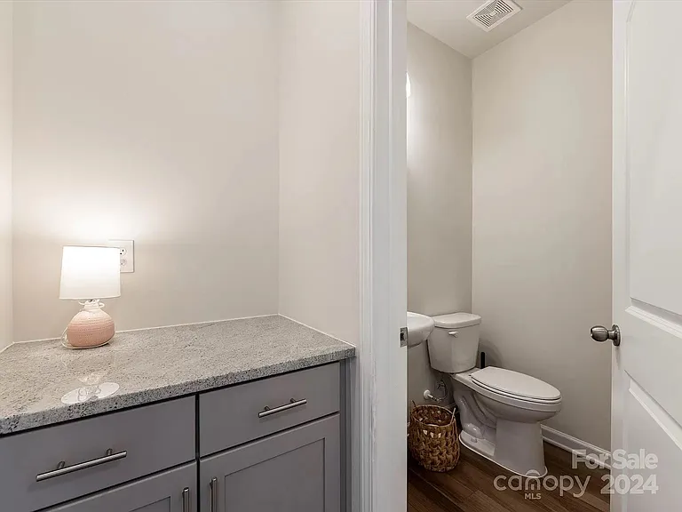 10118 Hemingway Pl — Photo 9