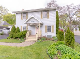 4 Willow St, Guilderland, NY 12084