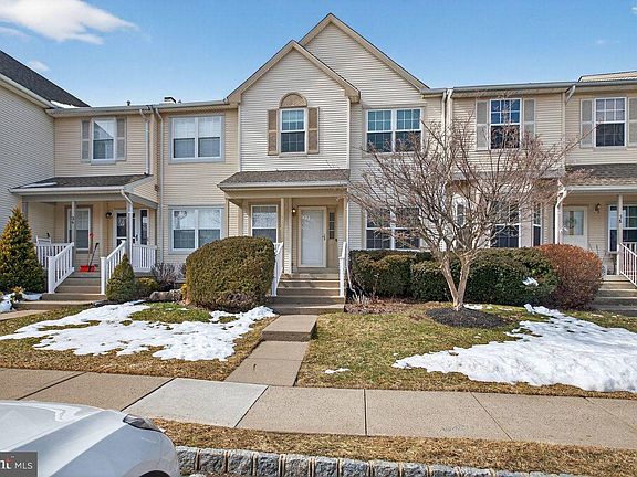 2nd image of 37 Tasley Ct