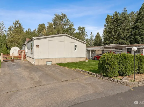 1321 Spruce Drive, Enumclaw, WA 98022