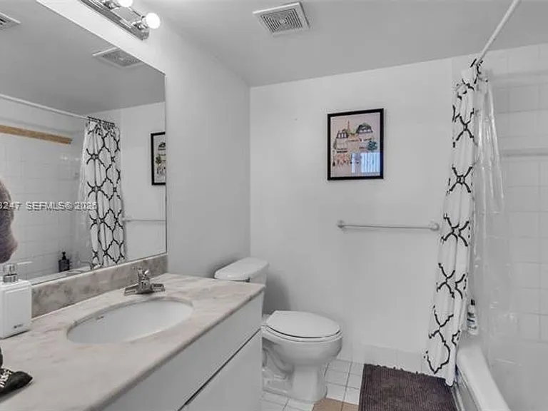 1200 Brickell Bay Dr #2915 — Photo 29