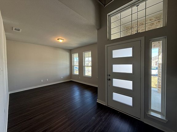 2nd image of 11324 Pallas St