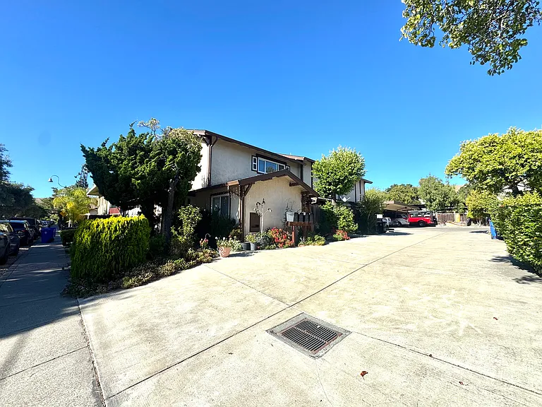 43186 Starr St #D — Photo 2