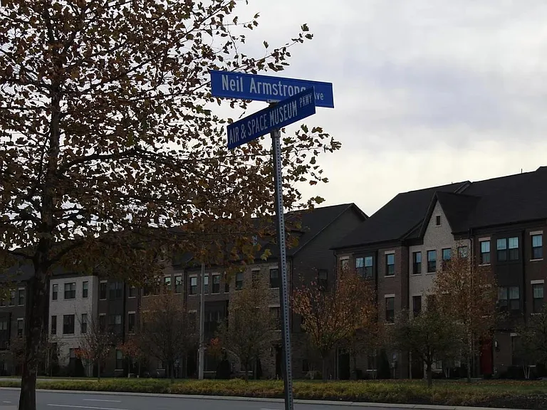13722 Neil Armstrong Ave #406 — Photo 16