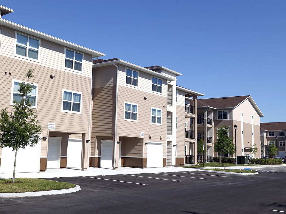 Phase 3 Apt Exterior w Garage.