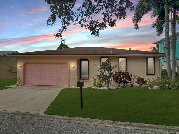 735 SW Salerno Rd, Stuart, FL 34997