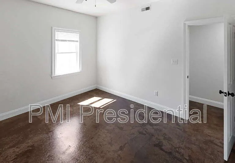 1107 N 27th St — Photo 19