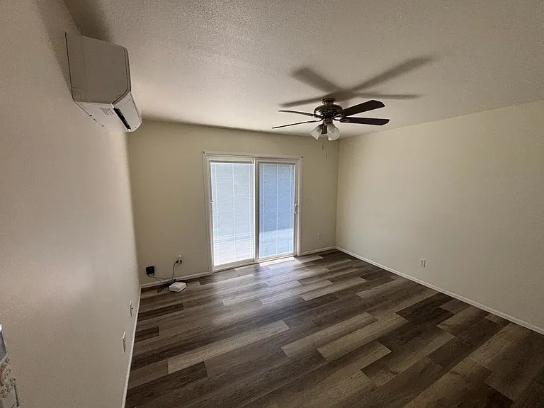 712 Benjamin Dr — Photo 5