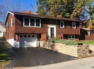 172 Totman St, Lowell, MA 01854