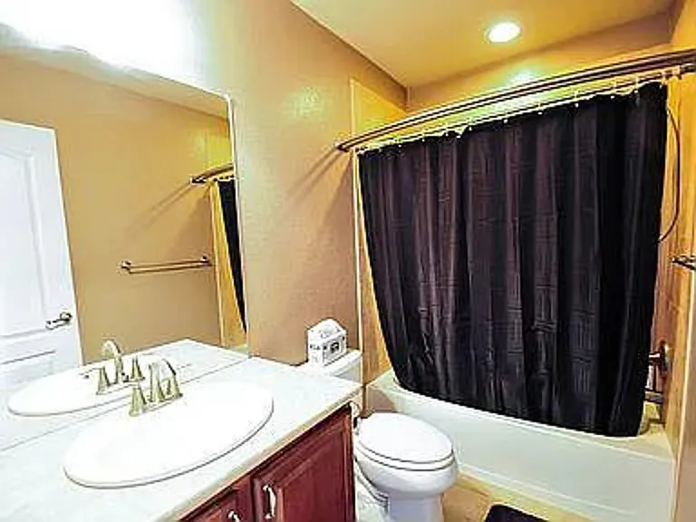 8229 S Country Club Pkwy — Photo 11