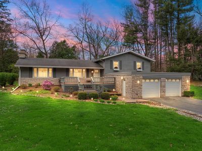 1854 Woodridge Cir, Valparaiso, IN, 46383