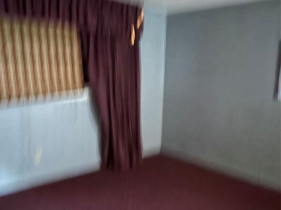 4th image of 718 1st Ave