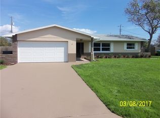 8397 Ridgewood Cir, Seminole, FL 33772