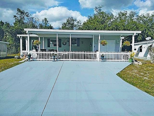 1st image of 2217 Hollowridge Dr