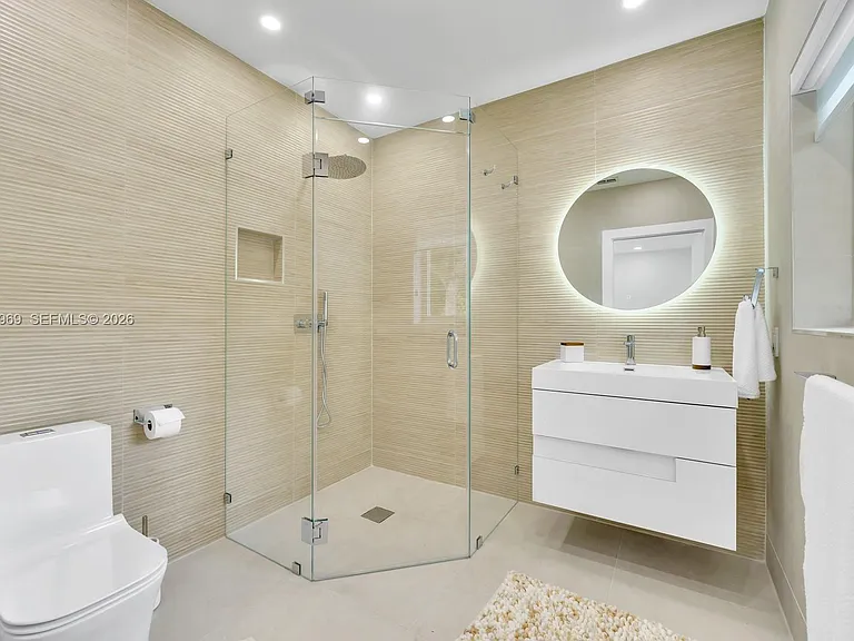200 N Hibiscus Dr — Photo 30
