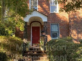 202 E 44th St #B, Savannah, GA 31405