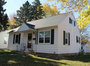 924 N 9th Ave, Wausau, WI 54401