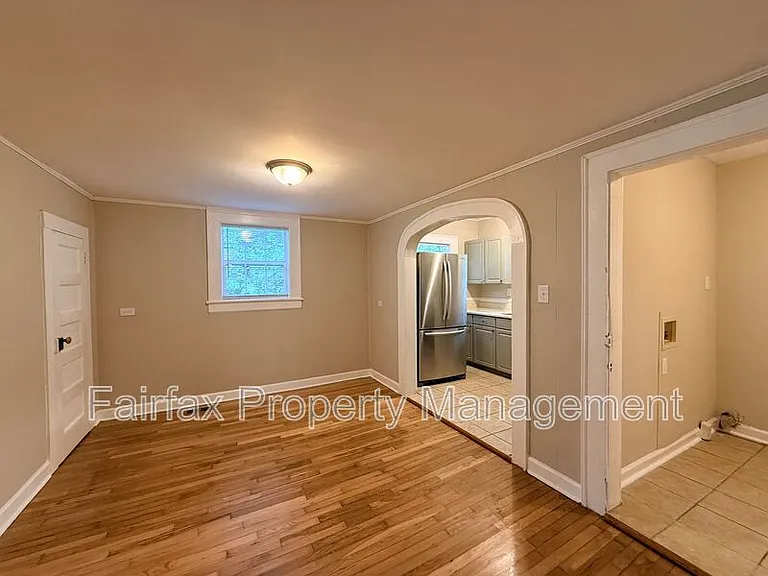 912 Massey Ave — Photo 17