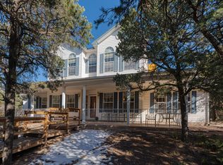 17 Dressage Dr, Tijeras, NM 87059