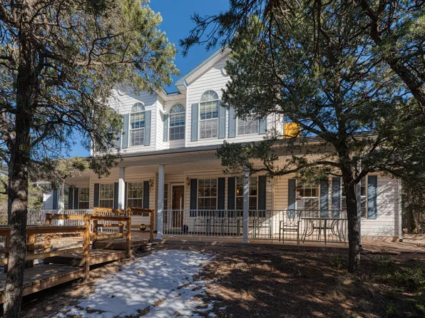 17 Dressage Dr, Tijeras, NM 87059