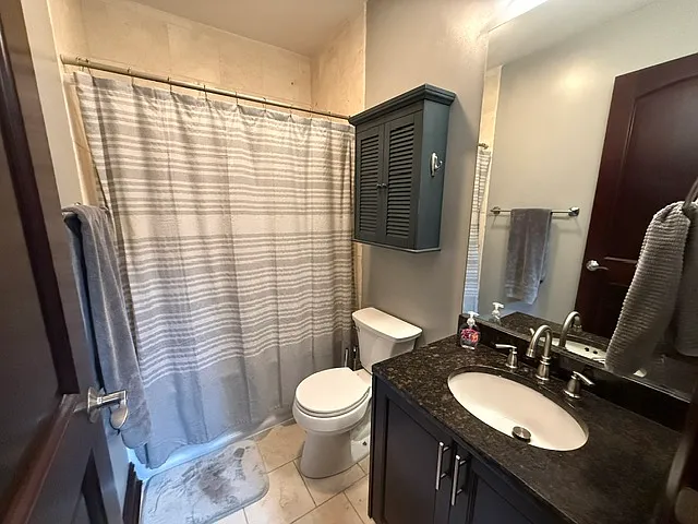 1416 W Superior St #2R — Photo 9