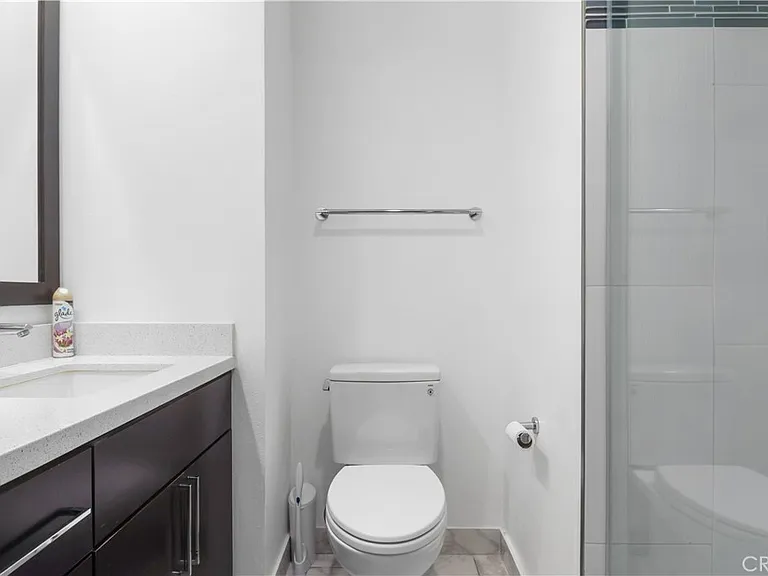 1310 E Ocean Blvd — Photo 11