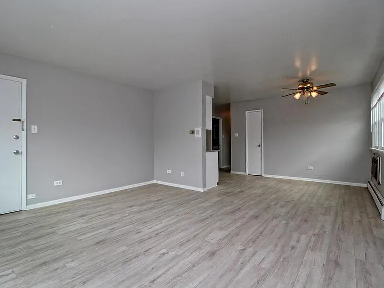 9845 S Cicero Ave #1N — Photo 7
