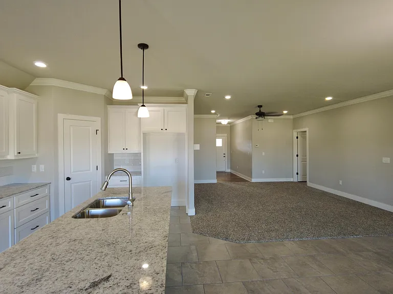 1036 Arden St — Photo 10