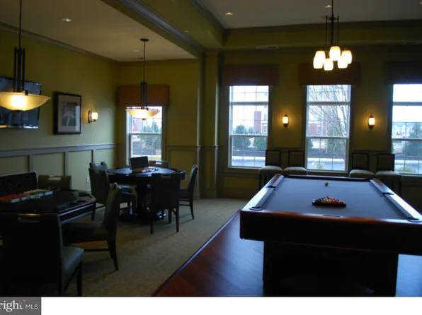 1324 Sierra Dr, Hamilton, NJ 08619